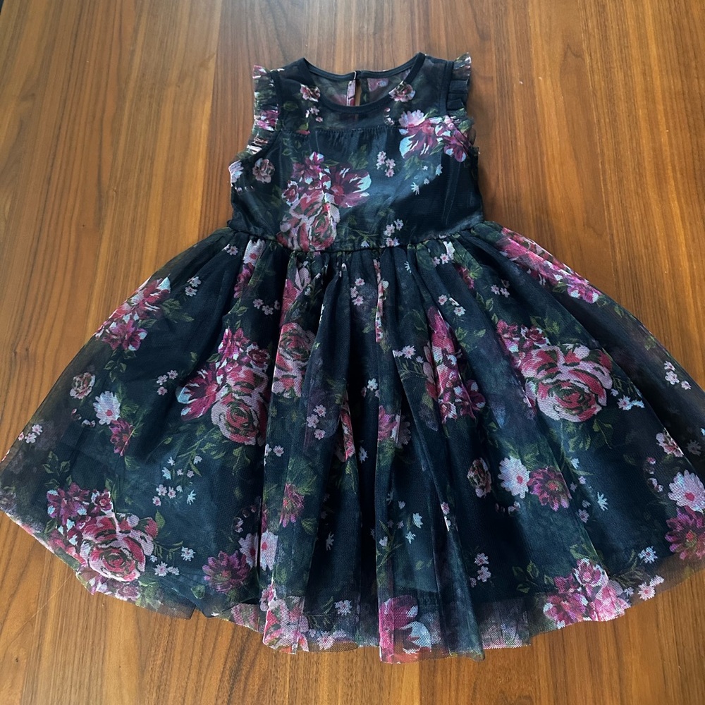 Girls fancy dress size 5
